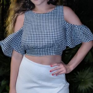 Cute black and white crop top